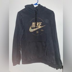 Vintage Nike hoodie camo